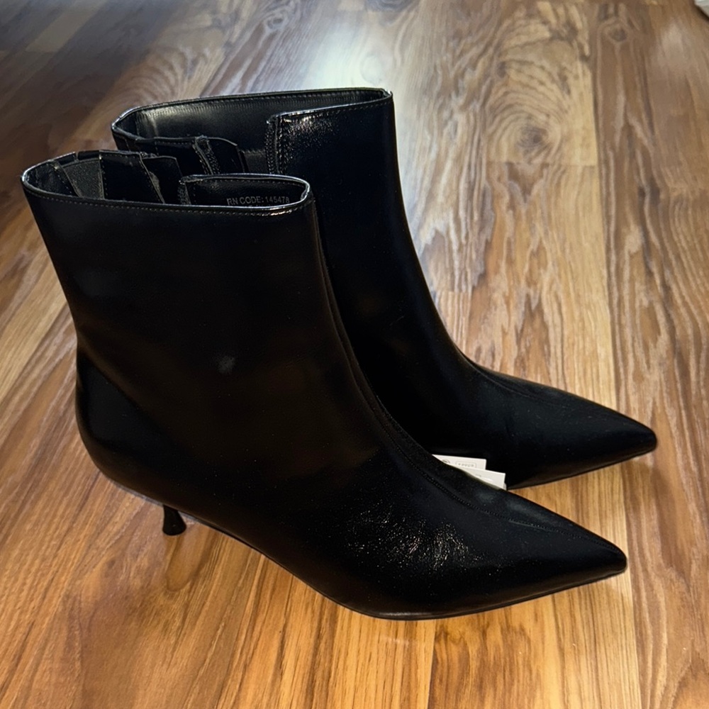Elegant Black Ankle Boots